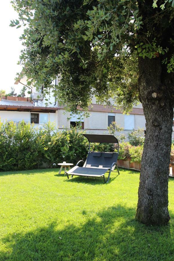 Love & Fama Hotel Sabaudia Exterior foto